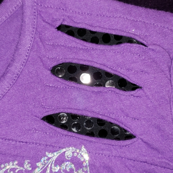 Shine Bright💜🤍🖤💖Justice top - Picture 4 of 7